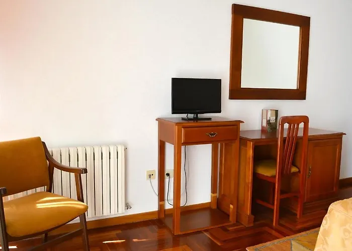 Os Caracoles فندق *